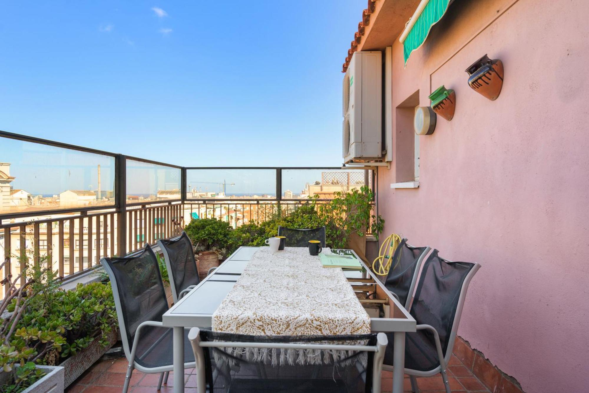 Chic 3Br Retreat With Private Terrace Apartment Barcelona Luaran gambar